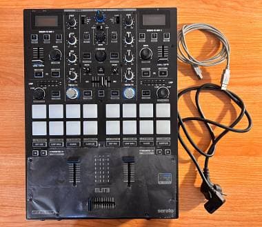 Reloop Elite Mixer