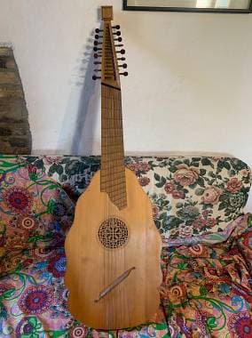 Pandora o Bandora