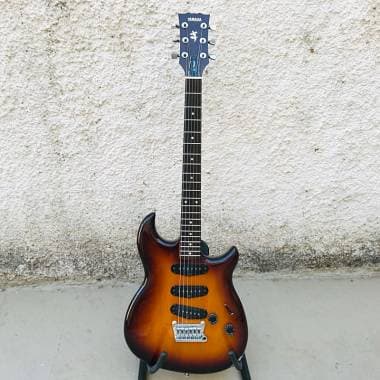 Yamaha SC-3000 Super Combinator Brown Sunburst 1980s