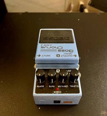 BOSS CHORUS CEB-3 BASSO e CHITARRA