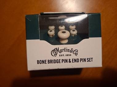 Vendo Martin bridge & endpin set in osso