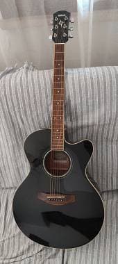bellissima Yamaha Yamaha CPX500 II (Compass Series)