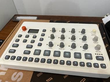 Elektron Model : Samples