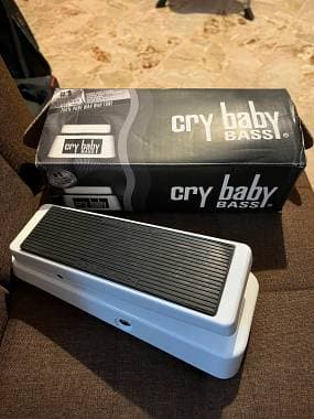 Jim Dunlop Cry Baby Bass 105Q