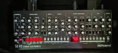 Roland SE-02