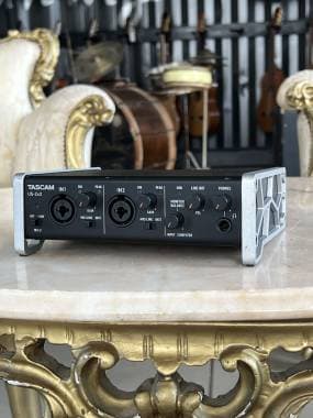 TASCAM US 2x2