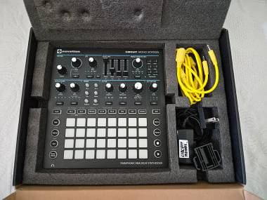 Novation MONO STATION
