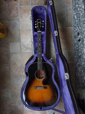 Epiphone 1942 Banner J-45 inspired by Gibson Custom