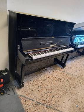 Pianoforte Yamaha U3H con trasporto e panca inclusi