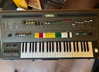 Yamaha CS 50