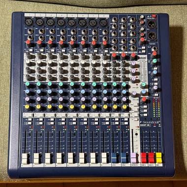 Soundcraft MFXi 8/2 - Mixer Analogico con Effetti Lexicon