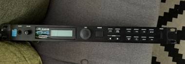 Alesis D4