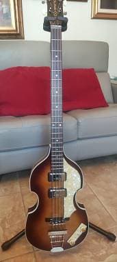 Hofner Violin Cavern