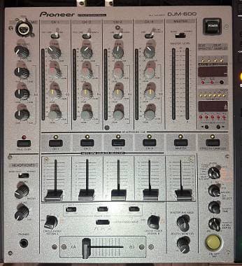 Pioneer DJ - Djm 600