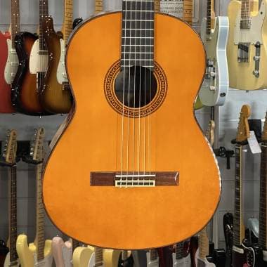 YAMAHA - CG 130 CLASSICAL GUITAR - Spedizione Gratis