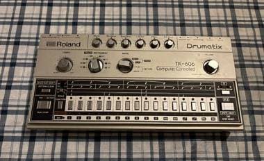 Roland tr606