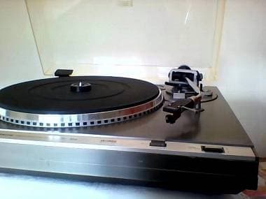 Giradischi Direct Drive Hitachi HT356