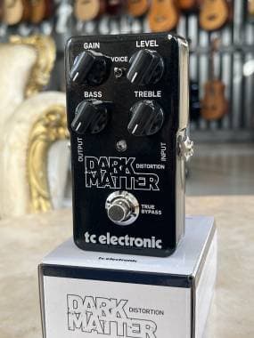 TC ELECTRONIC Dark Matter Distortion