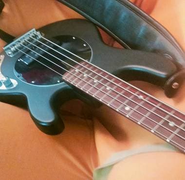 Musicman sub 5
