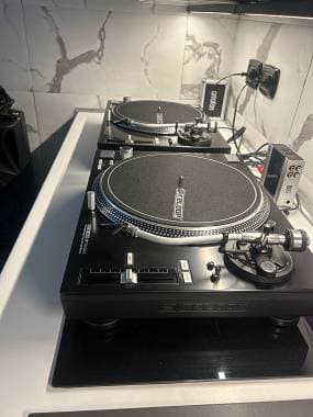 Reloop RP7000MK2