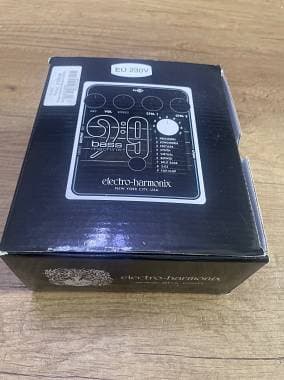 Electro Harmonix Bass machine 9