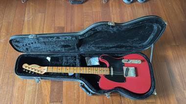 Squier by Fender Telecaster Classic Vibe Custom in garanzia