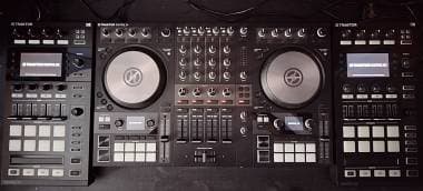 Traktor D2 e S4 mk3
