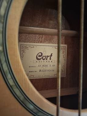 Cort Ad mini E natural