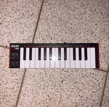 Akai LPK25 MK2 - Tastiera Controller MIDI USB