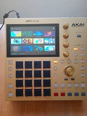 Akai MPC ONE - Prima Generazione - Gold