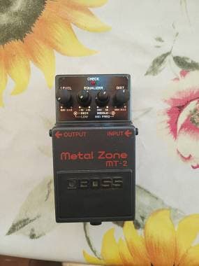 Boss Metal zone MT-2