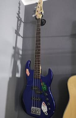 Basso 4 corde Benson PB-33