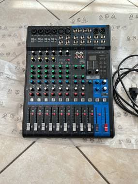 Mixer Yamaha MG12XU