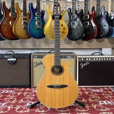 YAMAHA APX-5NA Chitarra Classica Elettrificata SPEDITO GRATIS
