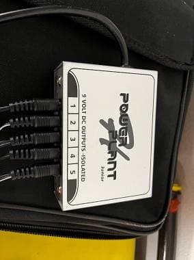 Harley Benton Power Plant Junior alimentatore