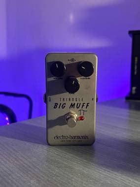 Electro Harmonix Big Muff triangle