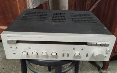 Amplificatore Harman Kardon PM660 non funzionante