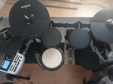 Batteria elettronica Alesis DM8