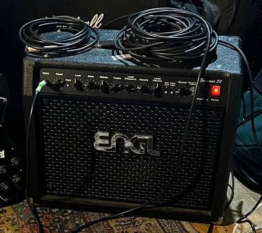 ENGL Screamer 50 Combo E330 (Pannello NERO) 50W + Footswitch ENGL Z4 Originale
