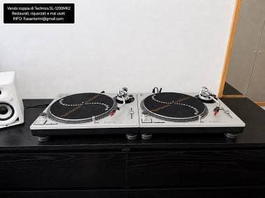 Technics SL-1200 MK2