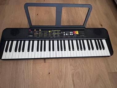 Tastiera Yamaha YAMAHA PSR-F52