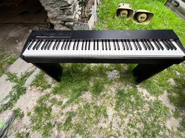 Tastiera Ditigital piano Roland F-20