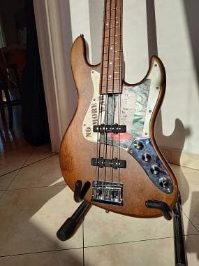 Sadowsky Guitars 21 fret vintage JJ metroline