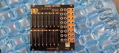 Tesseract Modular Sweet Sixteen Eurorack prima versione - 16n Faderbank