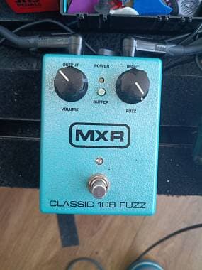Vendo scambio MXR CLASSIC 108 FUZZ