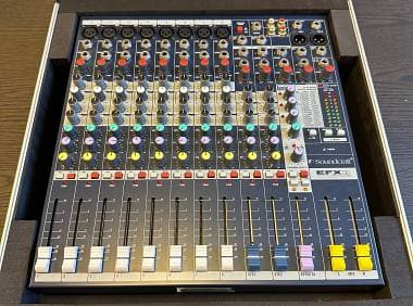 Mixer Soundcraft EFX8