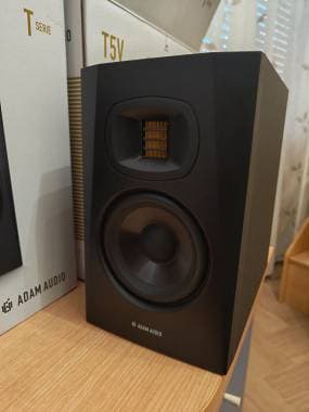 ADAM Audio T5V