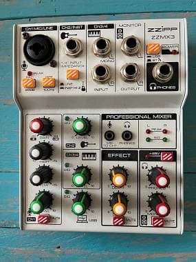 Zzipp ZZMX3 mixer analogico 3 canali USB con phantom +48V