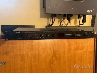 Roland RE-800