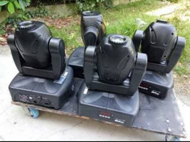 4 teste mobili con Flightcase American DJ Spot Led25